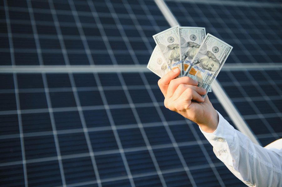 Photovoltaik-Investition 2025: Was kosten Anlagen und wie schnell rechnen sie sich?